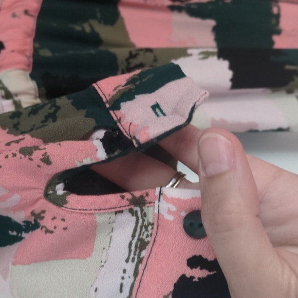 Apricot size 10 drawstring waist dress in greens, pink, and black! - Picture 3 of 8